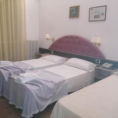 Villa Dei Romanzi Торторето Экстерьер фото