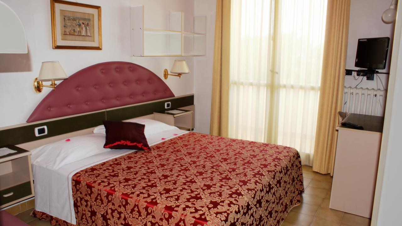 Villa Dei Romanzi Торторето Экстерьер фото