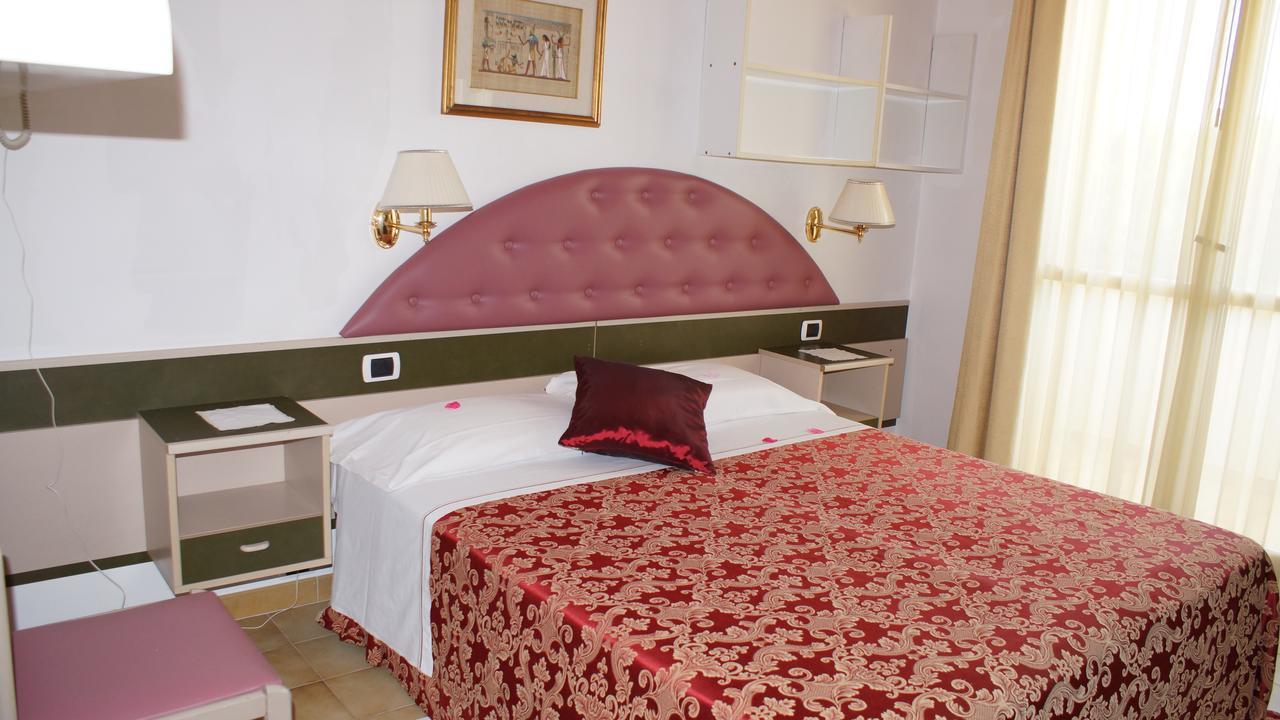 Villa Dei Romanzi Торторето Экстерьер фото